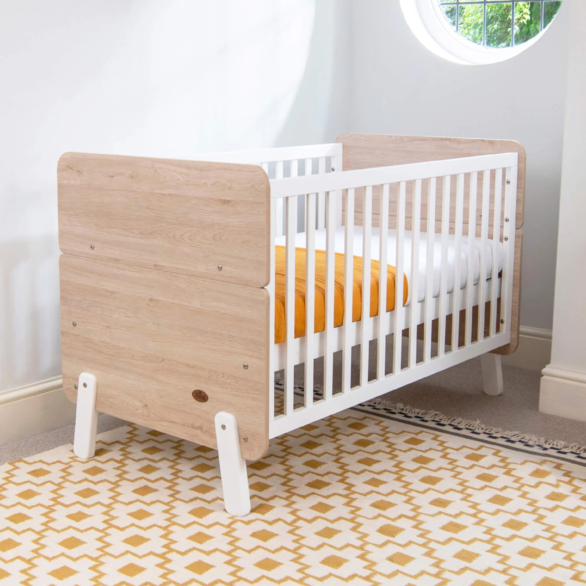 Boori Natty — 3-in-1-Kinderbett mit der Funktion eines Kleinkinderbettes (von Geburt bis 5 Jahre)