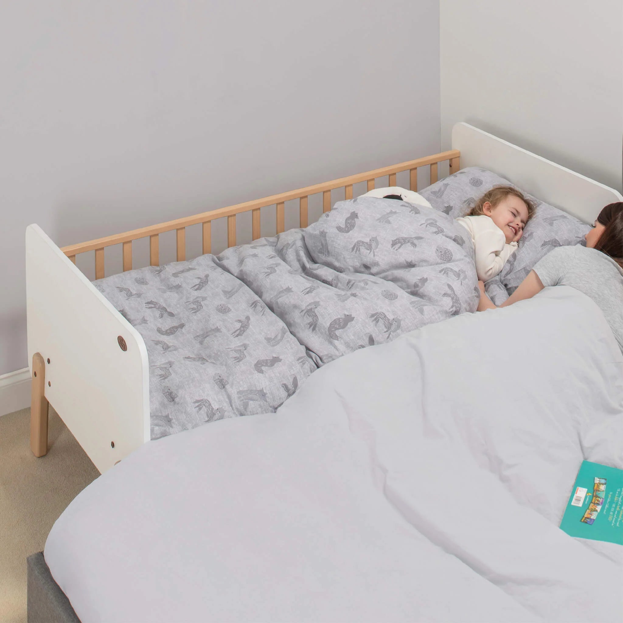 Boori Natty – 2-in-1-Kinderbett für Kleinkinder mit Gitterschutz