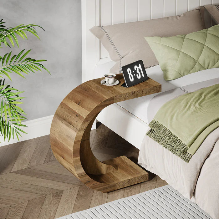 C-förmiger Beistelltisch für Couch und Sofa