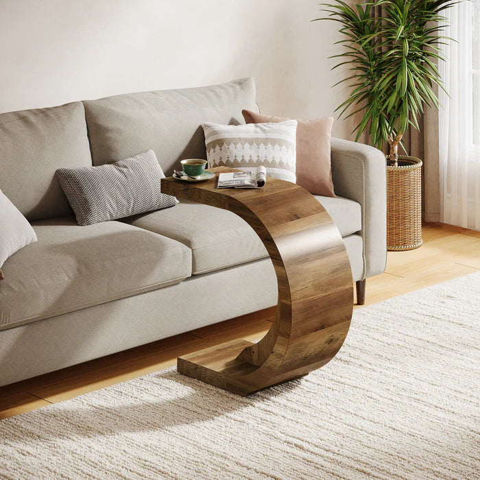 C-förmiger Beistelltisch für Couch und Sofa