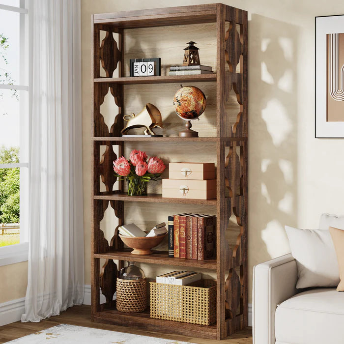 6-stufiges Holzregal mit Rautenmuster