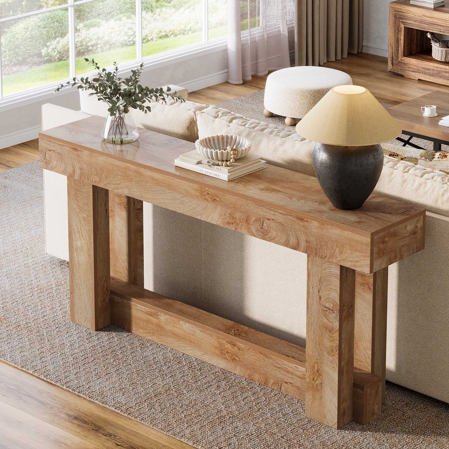 Konsolentisch aus Holz im Landhausstil