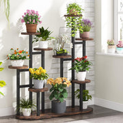 Rustikaler brauner Blumenständer